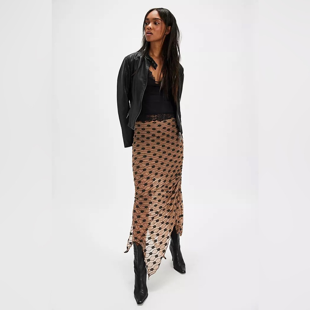 SOLD.    NWT FREE PEOPLE Margot Convertible Maxi Skirt Woodsmoke Size Large - Picture 2 of 11